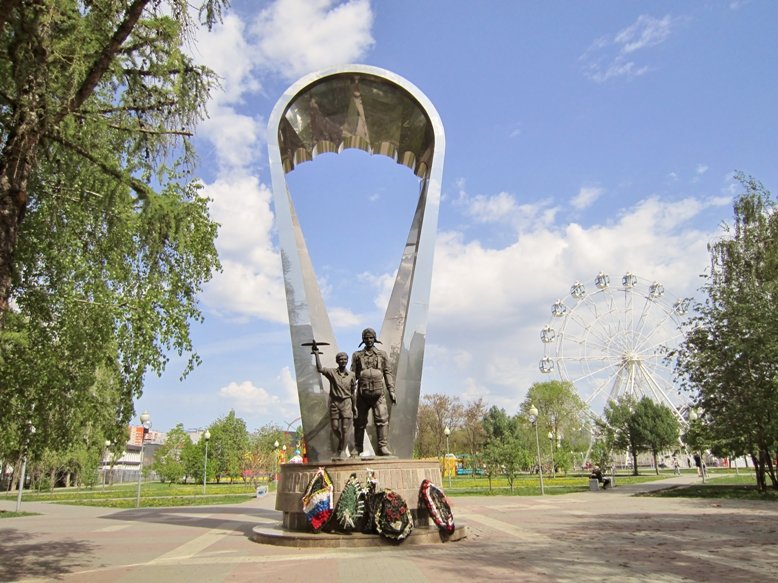 Памятники десантникам картинки