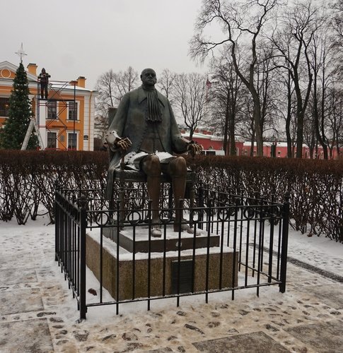 Памятник Петру Первому, автор Шемякин