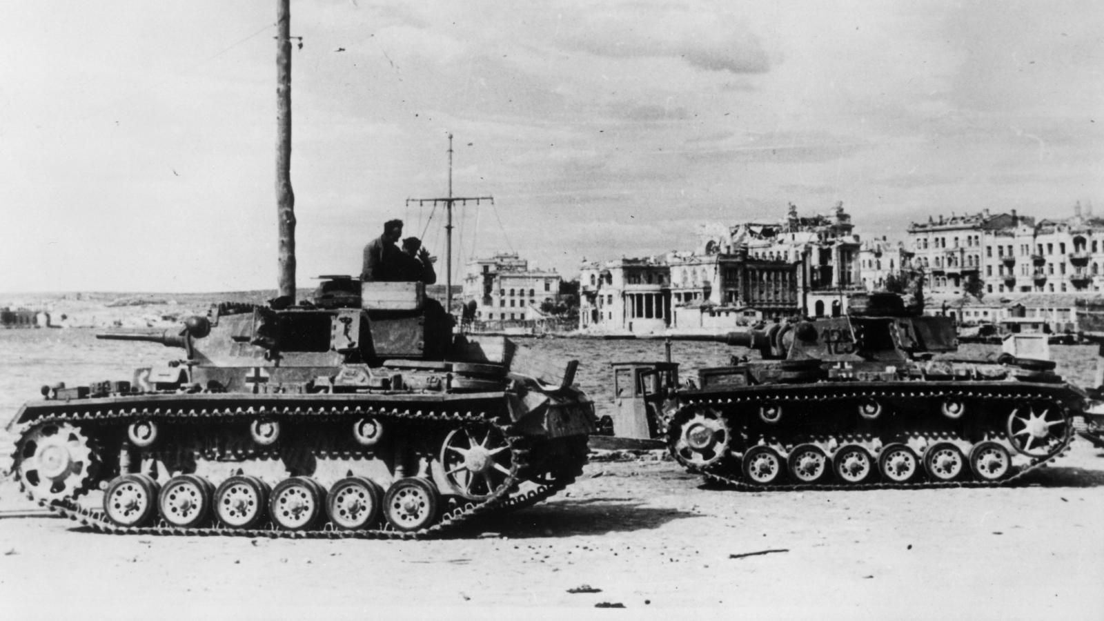 Немецкие танки в Севастополе
