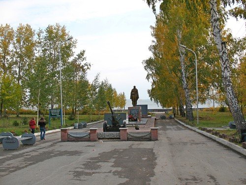 Памятник воину-освободителю "Алёша"