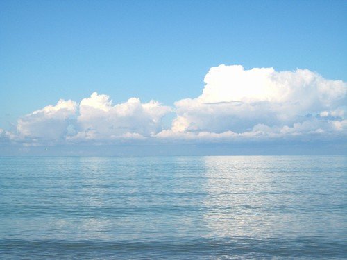 Небо и море...