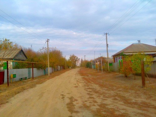 Дорога через село.