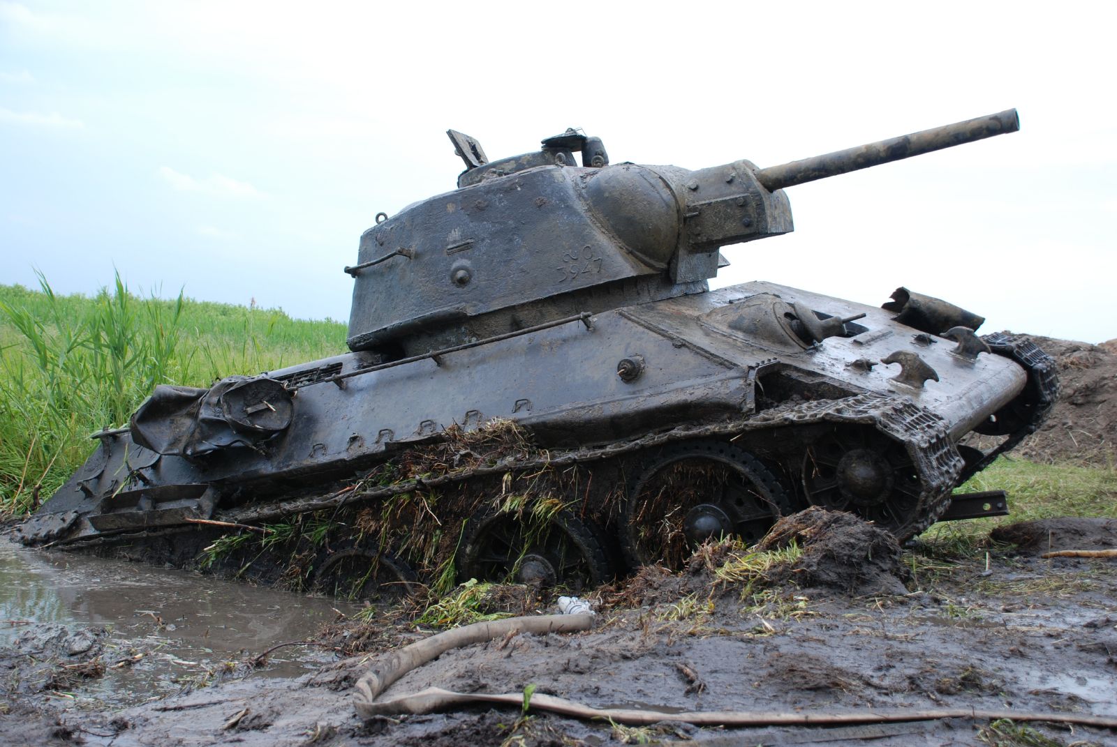 2008. 06. Подъем танка т-34 в Черкасской области. 17-18 Июня.
