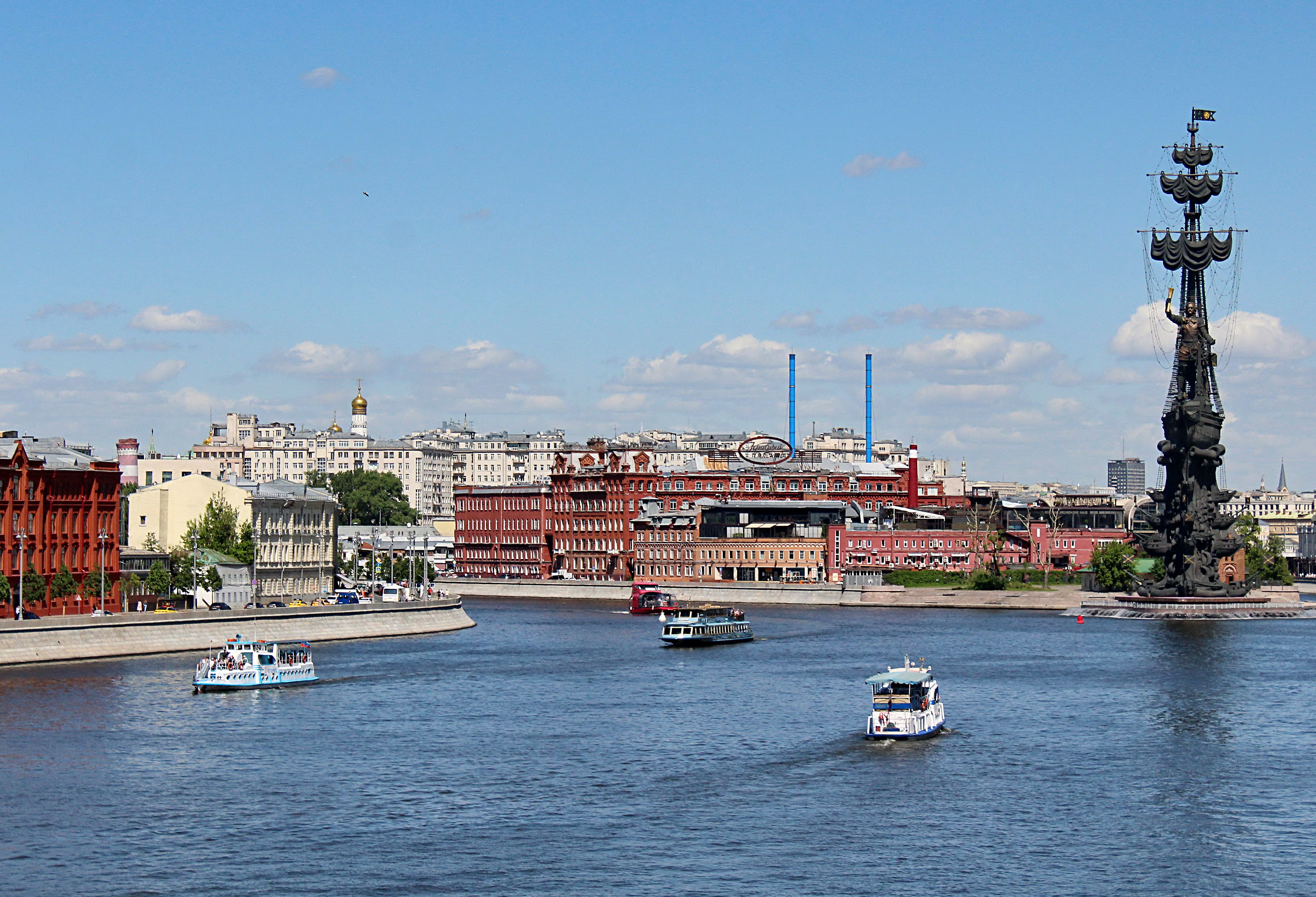 французская набережная москва