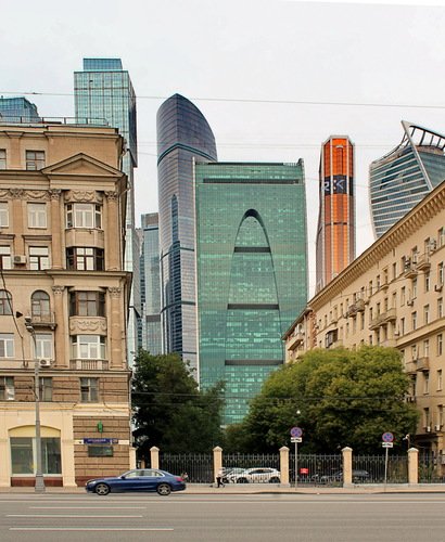 Вид на Москву-Сити с Кутузовского проспекта.