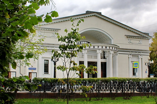 здание театра "Современник"
