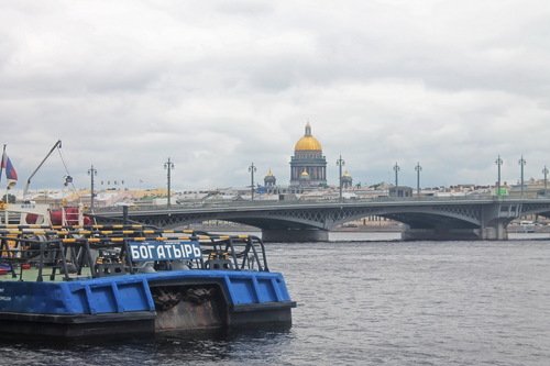 Будни Петербурга