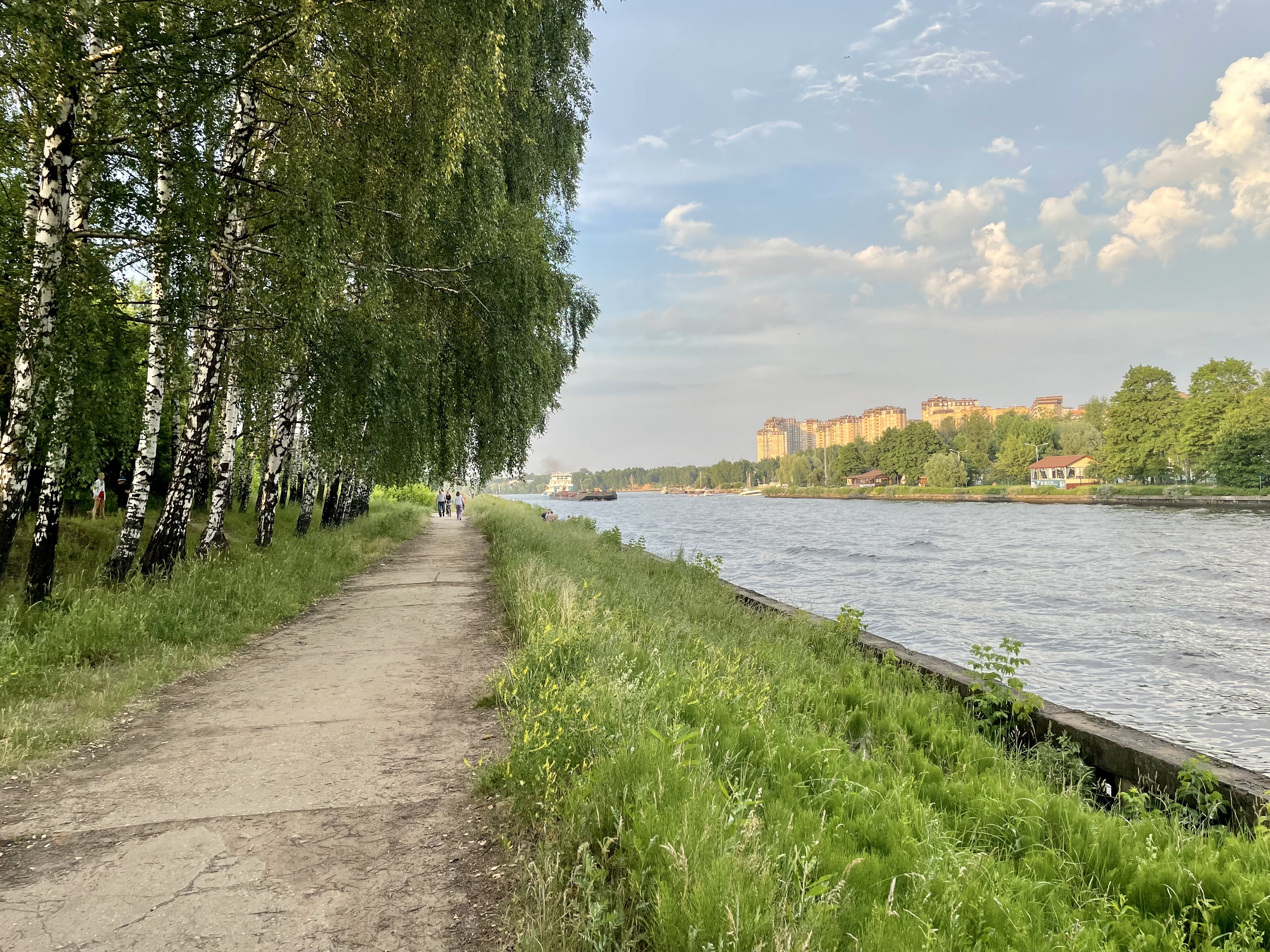 Хлебниково долгопрудный. Хлебниково канал имени Москвы. Хлебниково Московская область. Озеро Хлебниково. Хлебниково водохранилище.