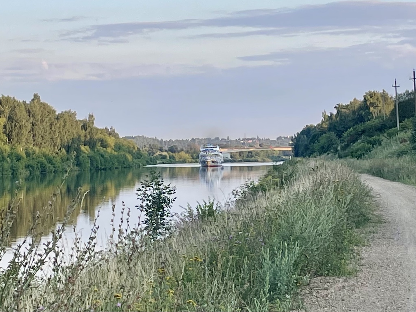 Город 26. Река Озерна. Водохранилище в городе. Городское озеро. Озерна водохранилище.