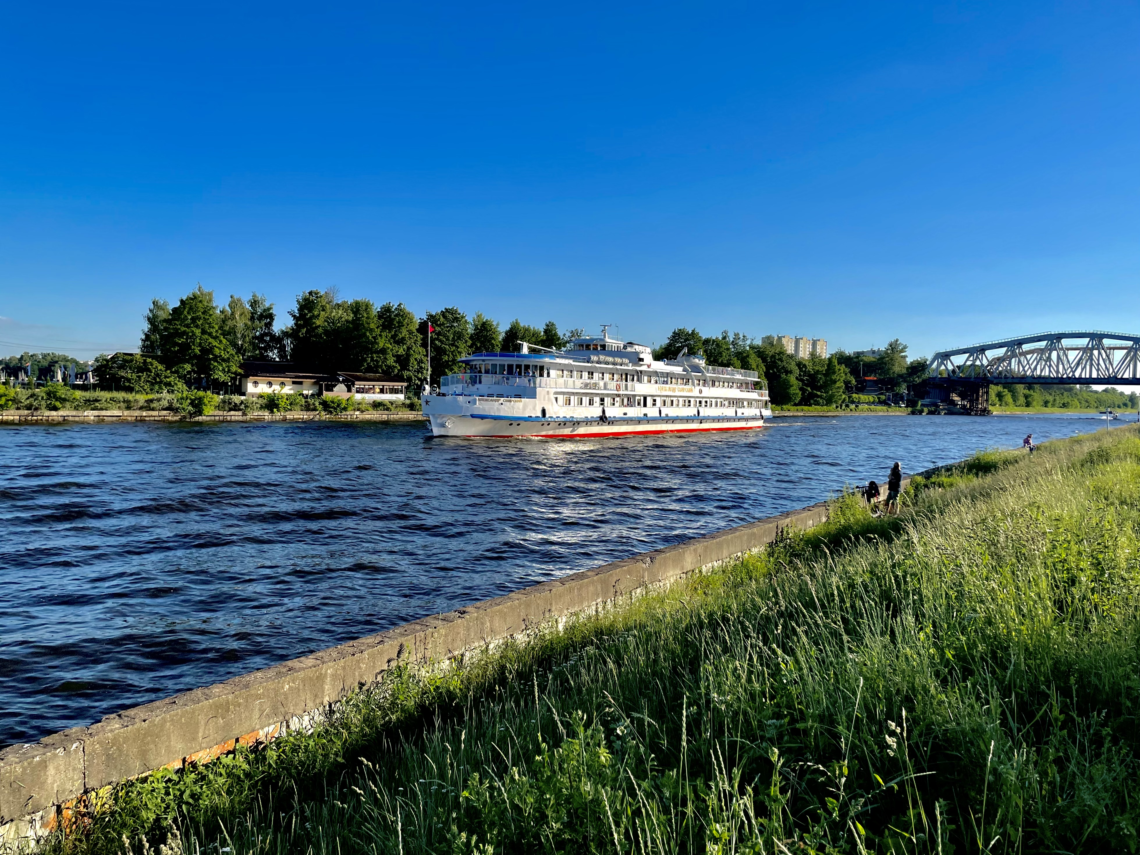 Тверь Константиновский водохранилище. Александров водохранилище. Речка в Твери. Вечерние реки и озера Твери.