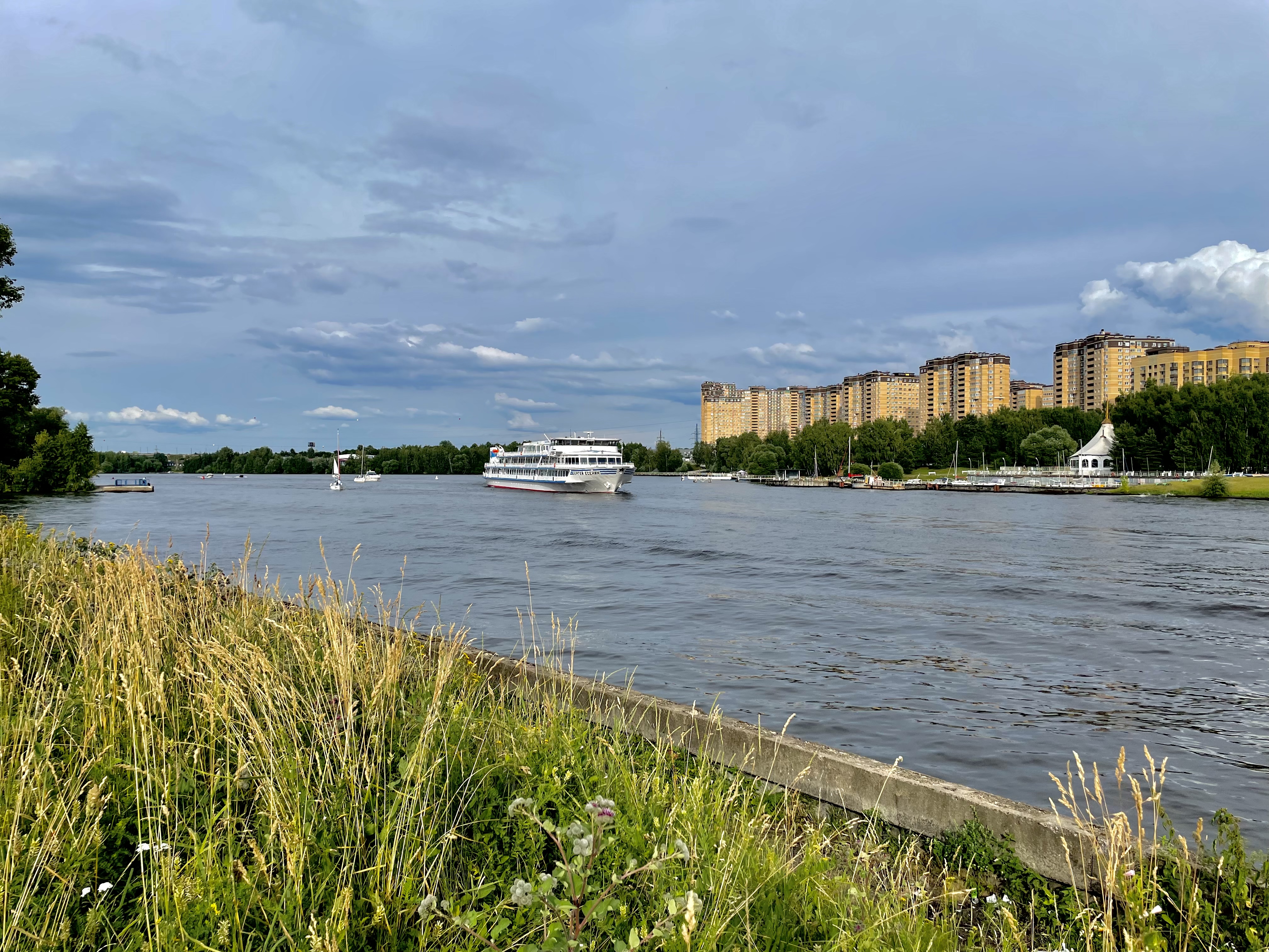 Пулковское водохранилище. Пулковское водохранилище купание. Пулковское водохранилище рыбалка. Река Пулковка в СПБ.