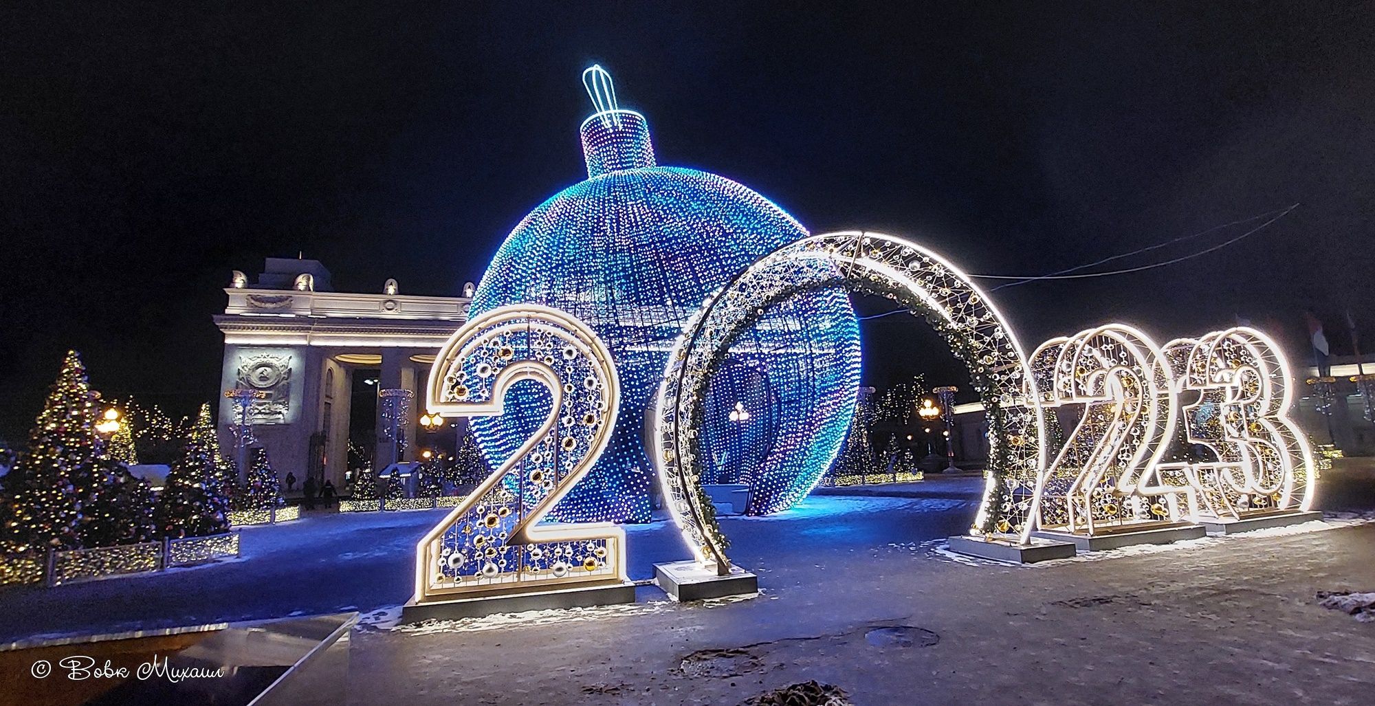 новогодняя москва 2023 фото