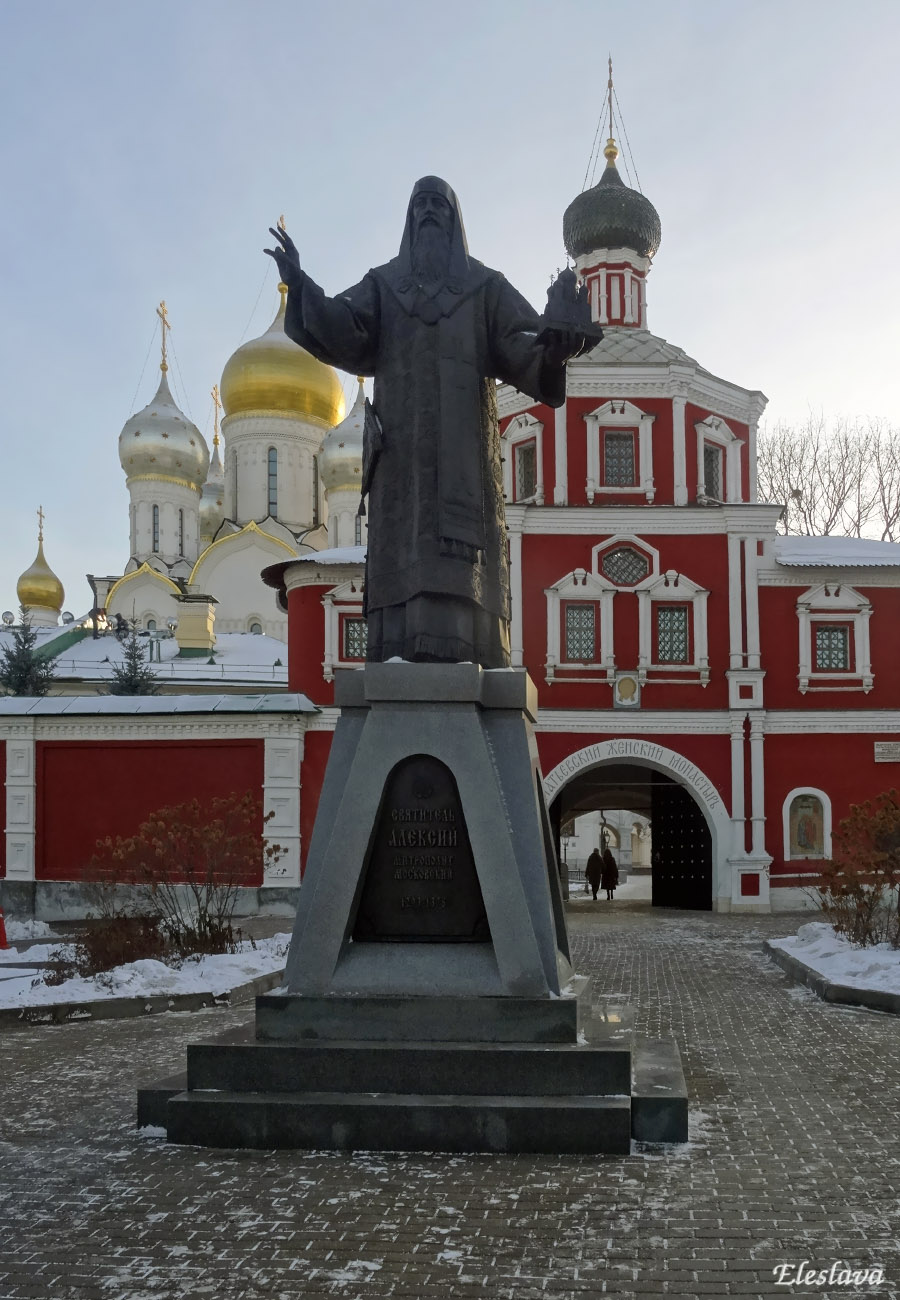 Памятник святителю Митрофану Воронежскому