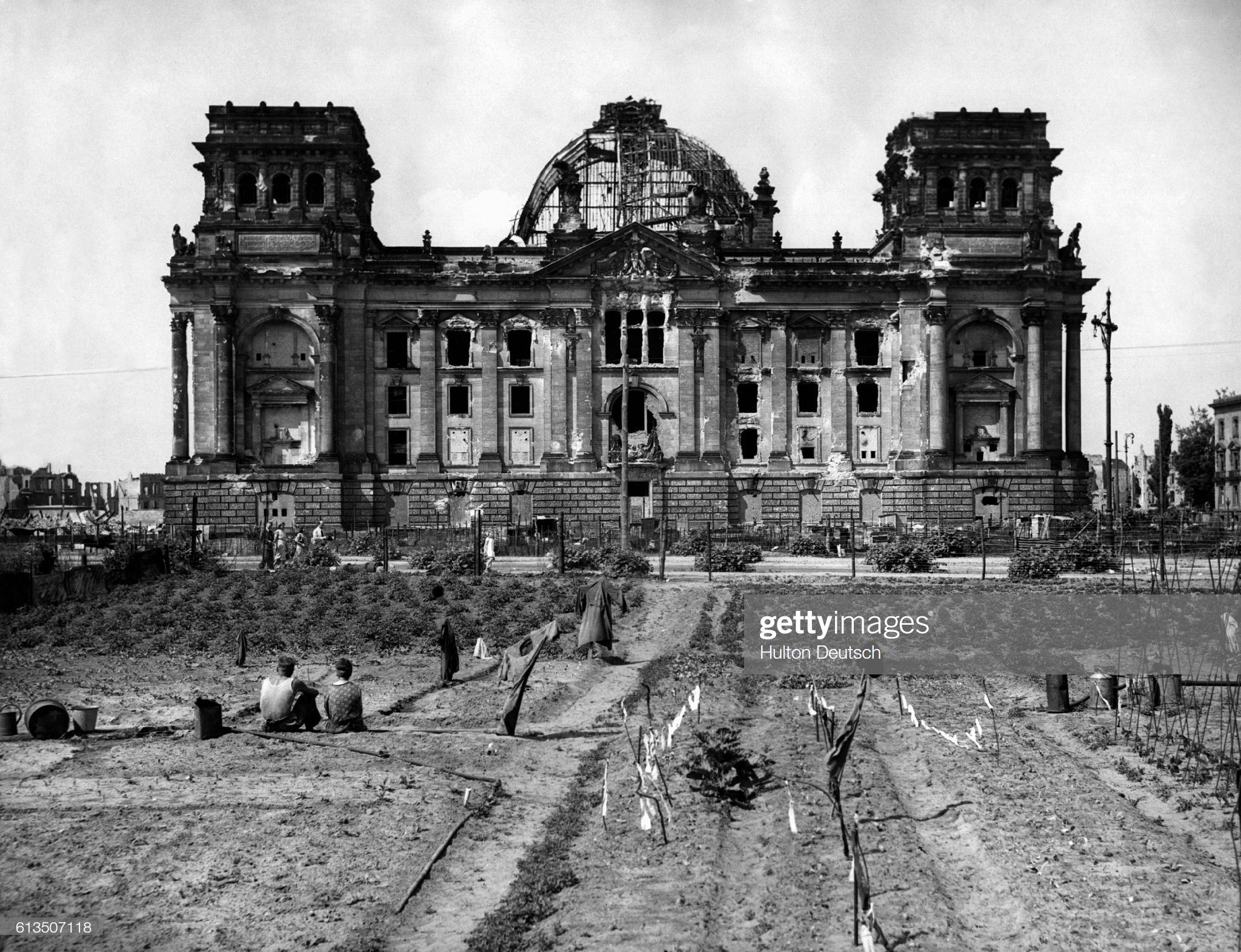 Фото рейхстага в 1945 внутри