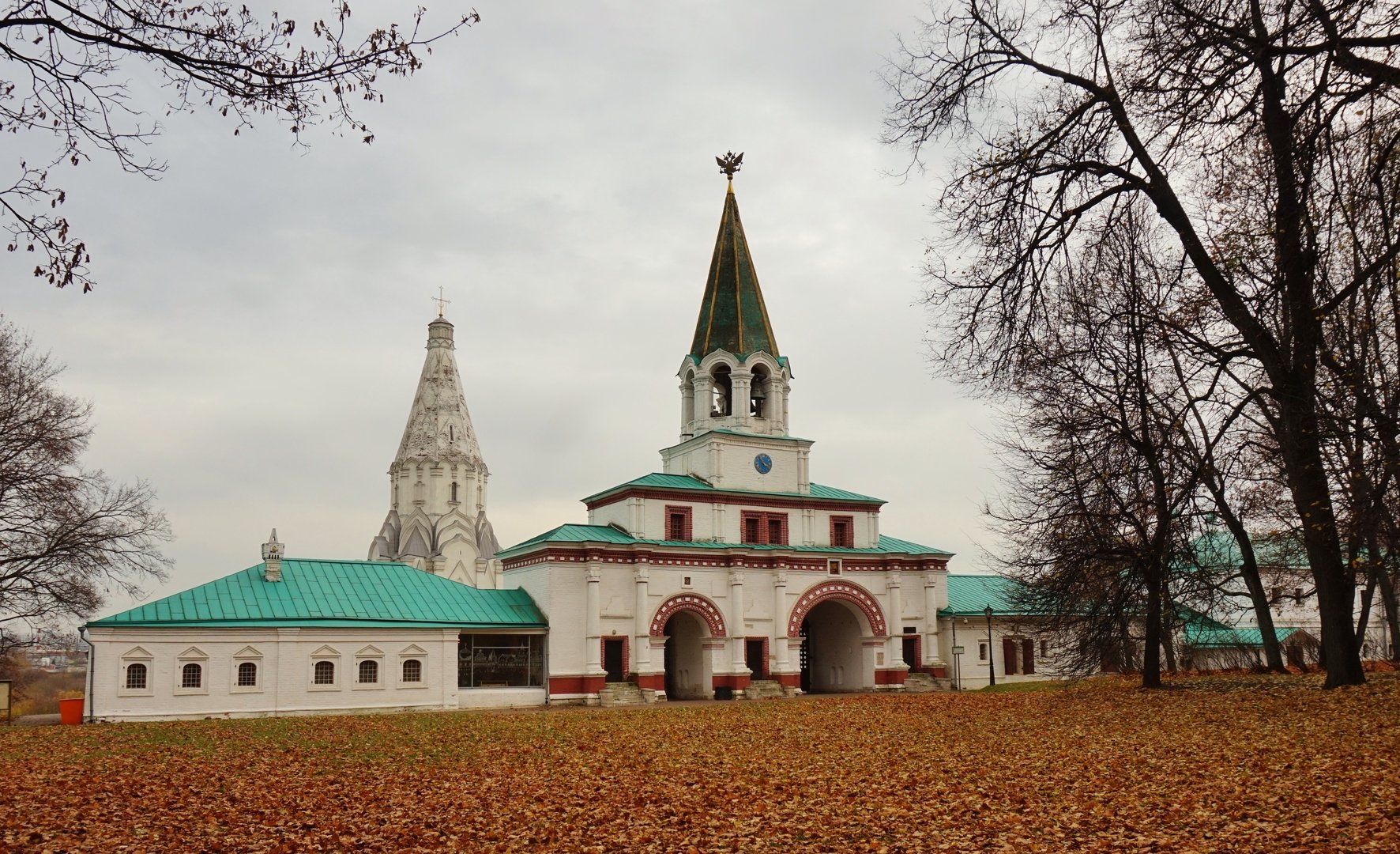 Сытный двор в коломенском фото