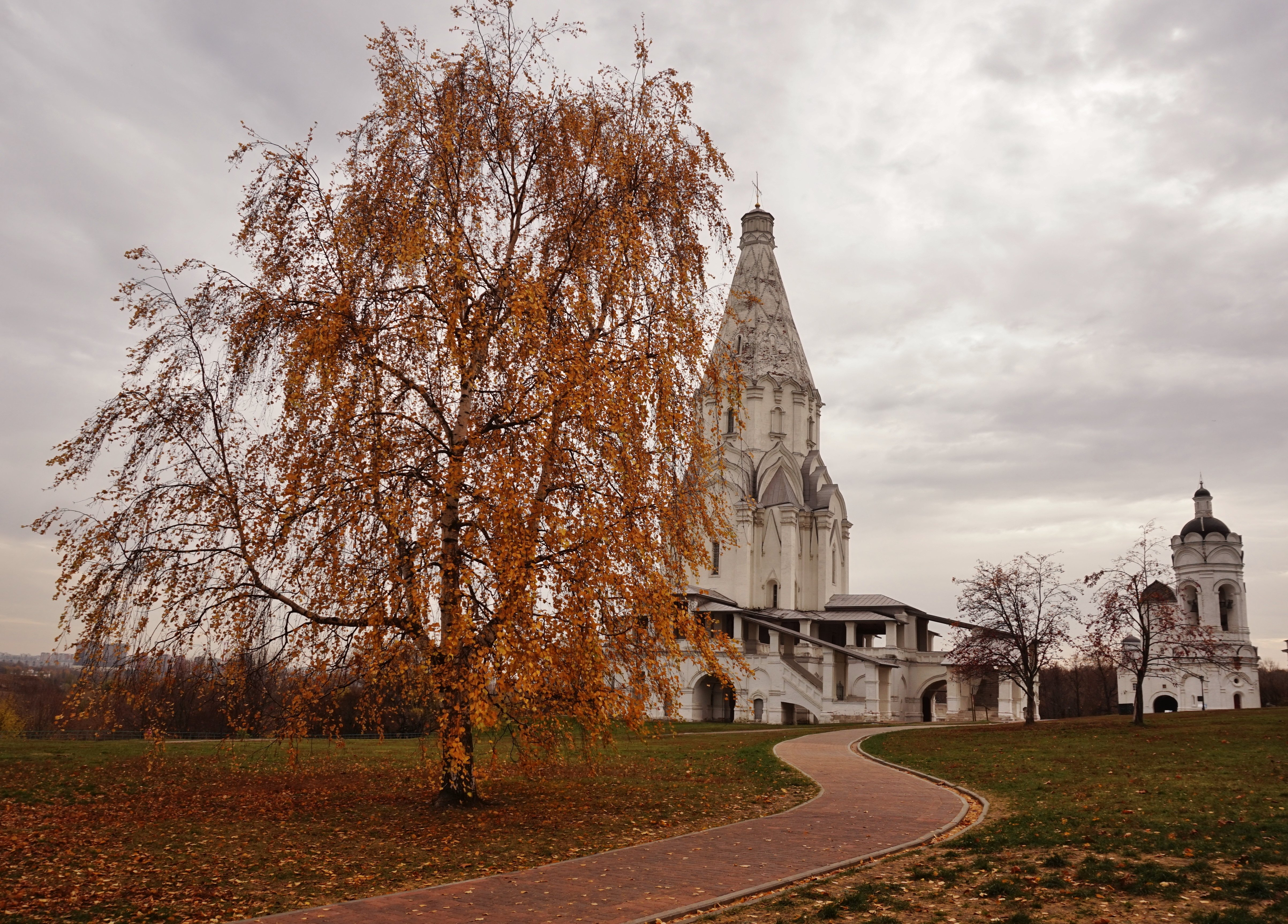 Храм в коломенском