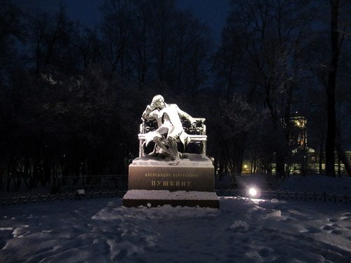 Памятник Пушкину в Лицейском садике