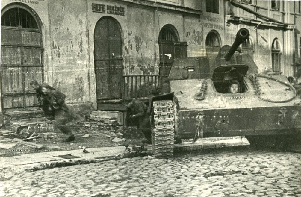 1 июля 1944. Битва за Львов 1944. Люблин освобождение 1944. Люблин-Брестская наступательная операция. 24 Июля 1944 освобождение Люблин.