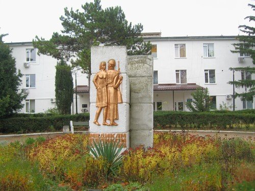 Памятник медикам ВОВ