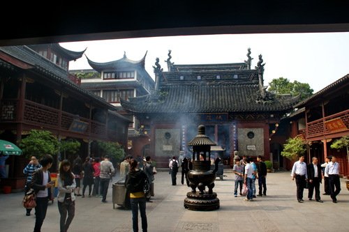 Храм городского божества в Шанхае.
