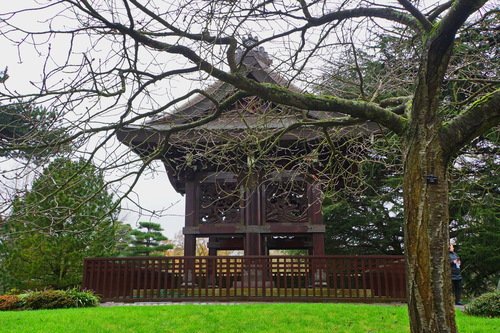 Японский мотив в ботаническом саду Кью Гарденс