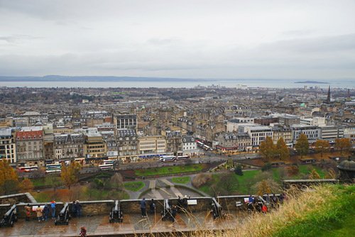 Эдинбург с бастионов замка