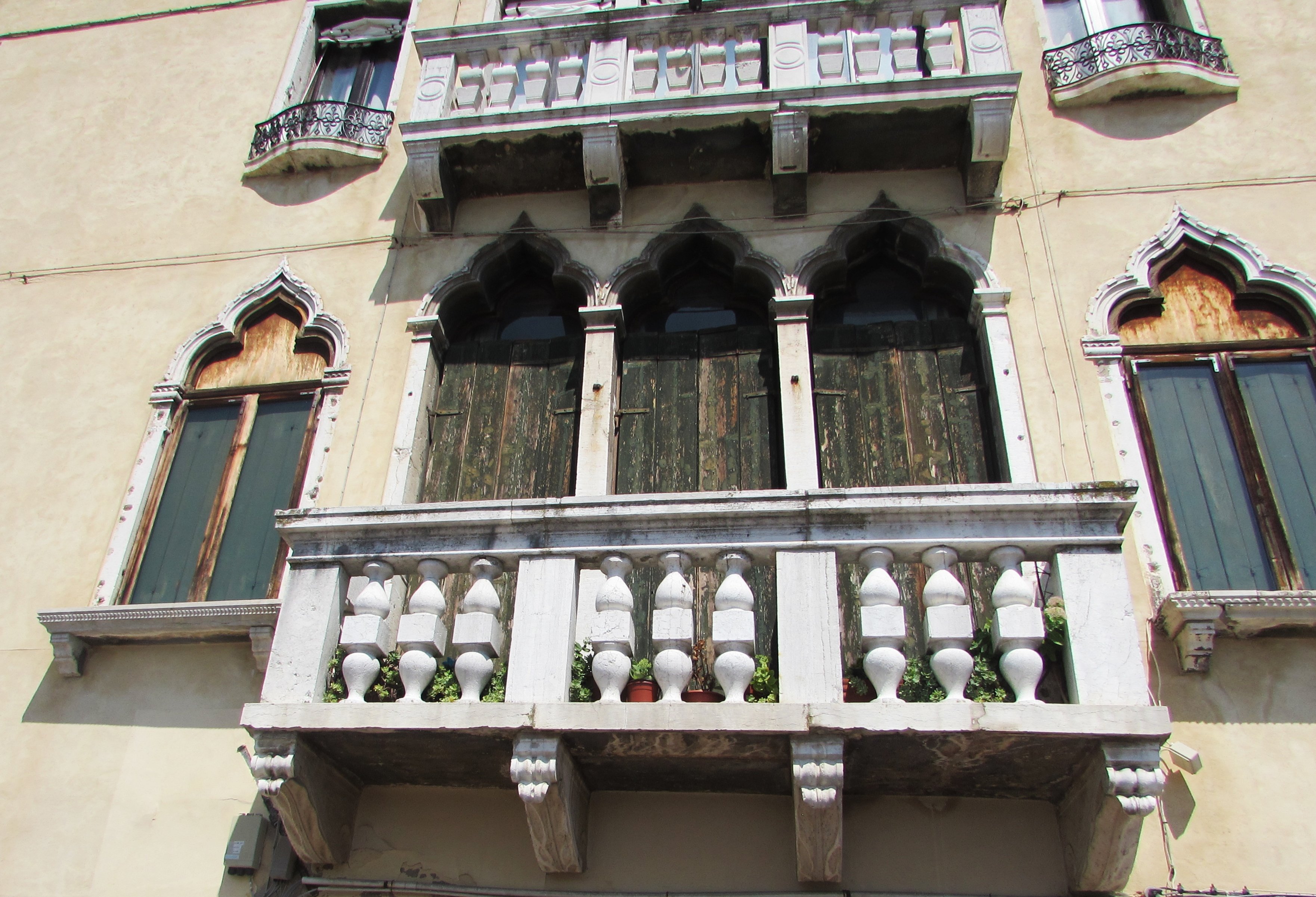 балконы азербайджан