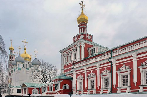 храмы Новодевичьего  монастыря