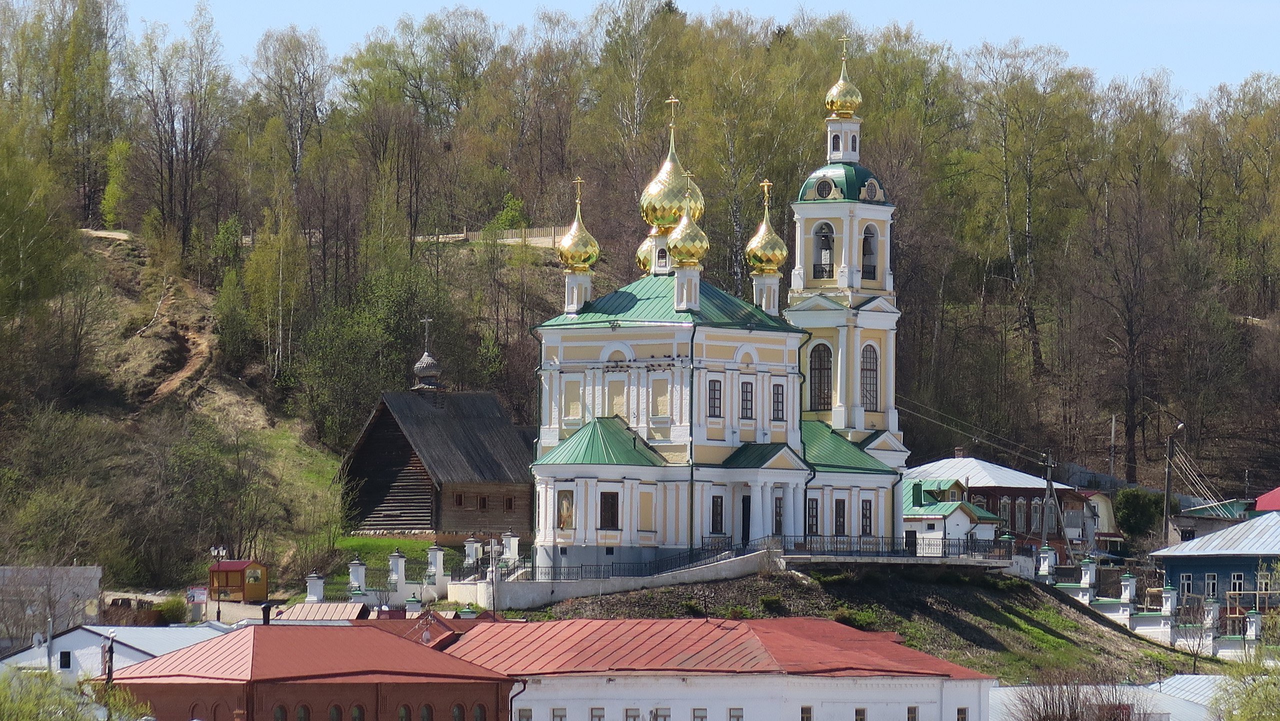 Преображенский храм в Плесе