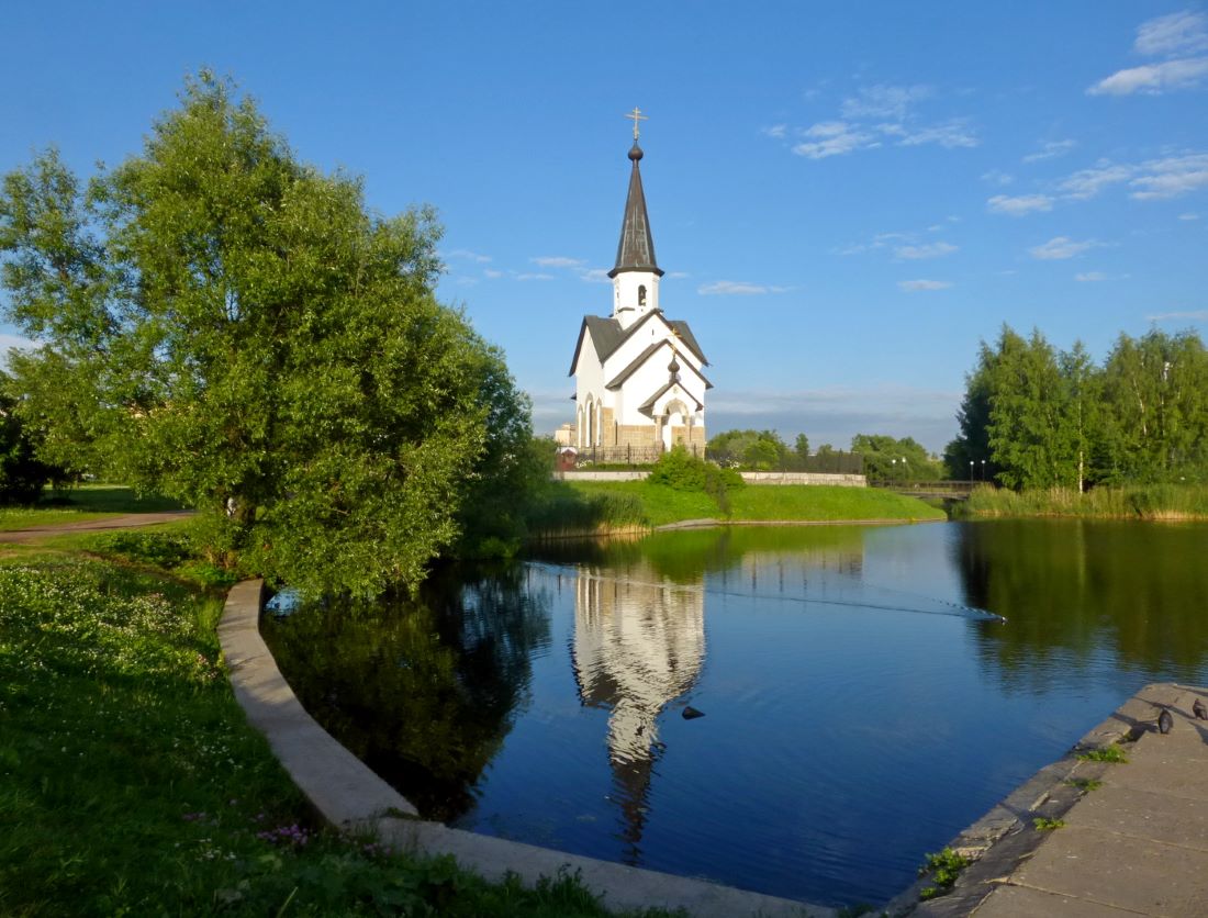 Королев Церковь у пруда