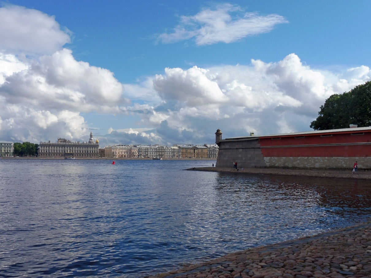 Река Нева в Петербурге пейзаж