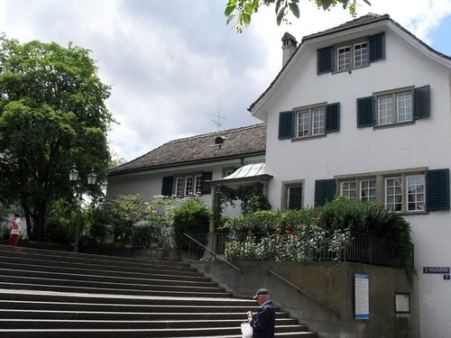Дом в Цюрихе