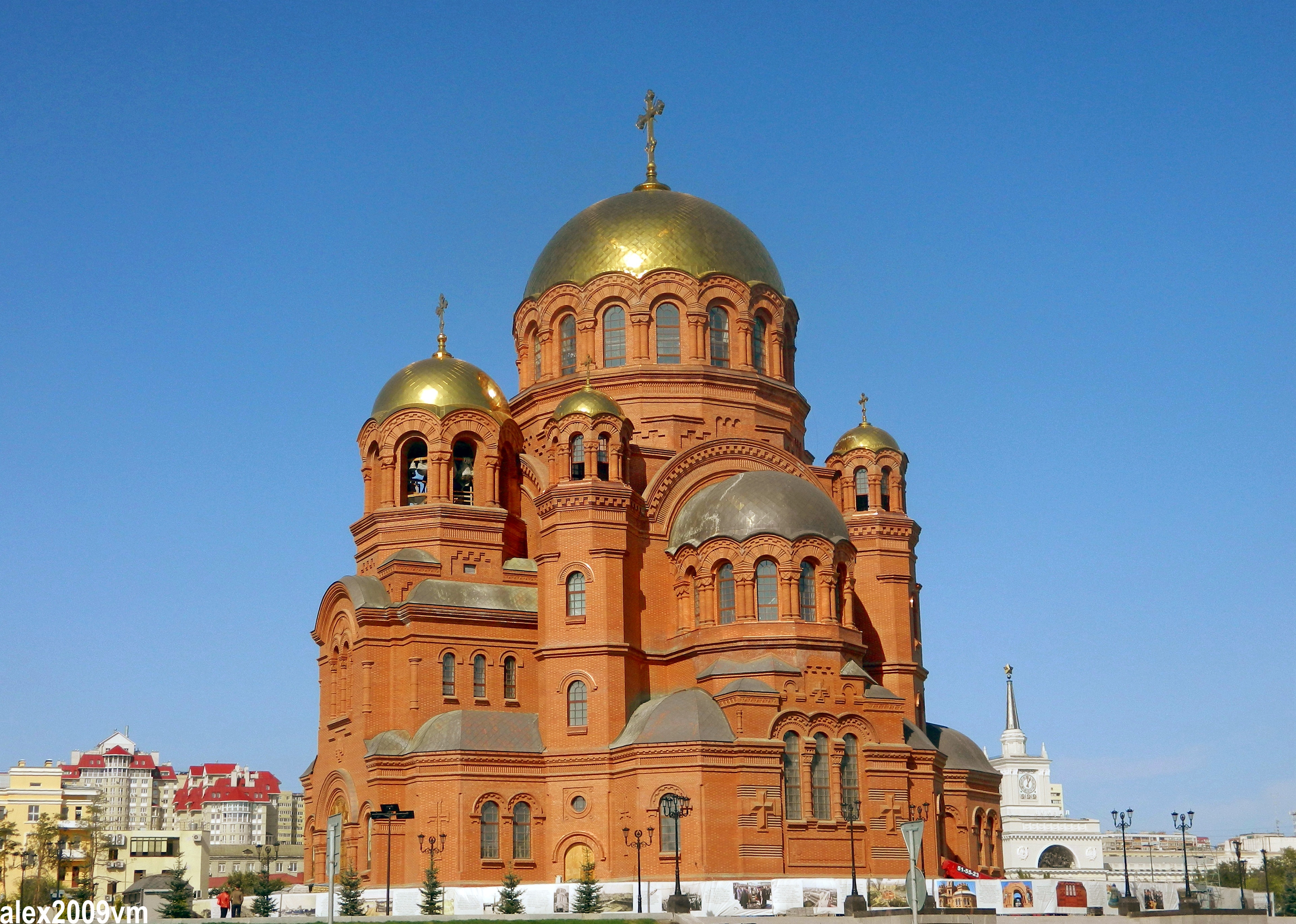 Церковь Михаила в Волгограде фото
