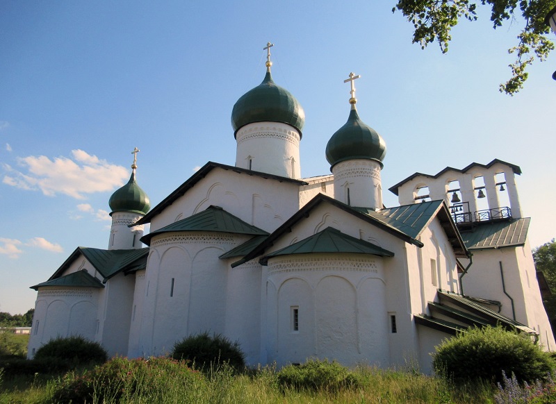 Одноглавая церковь