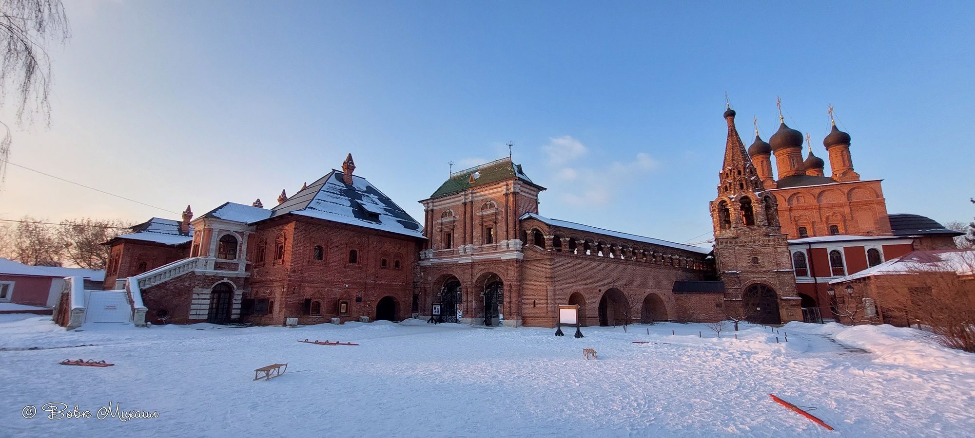 Крутицкий двор река