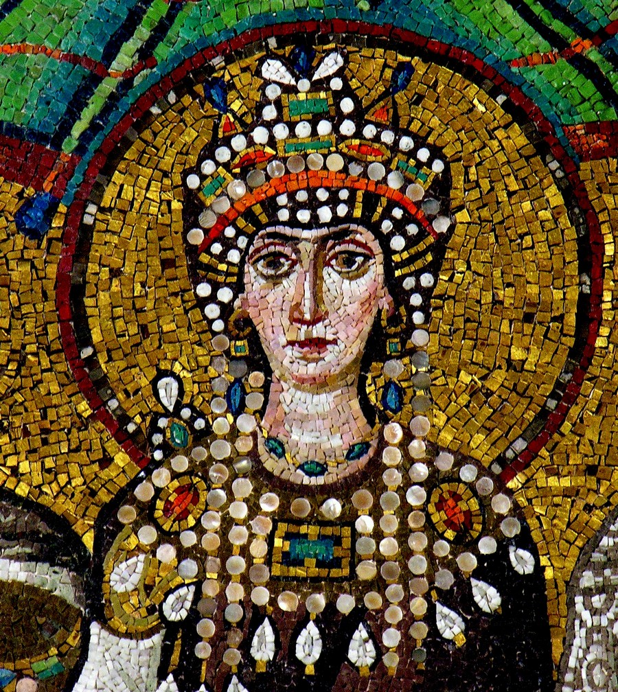 Святая Императрица Феодора. Мозаика церкви Сан-Витале в Равенне. 546 - 547 годы.