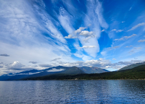 Облачная фантасмагория над озером Кутеней