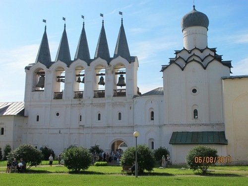 тихвинский мужской монастырь