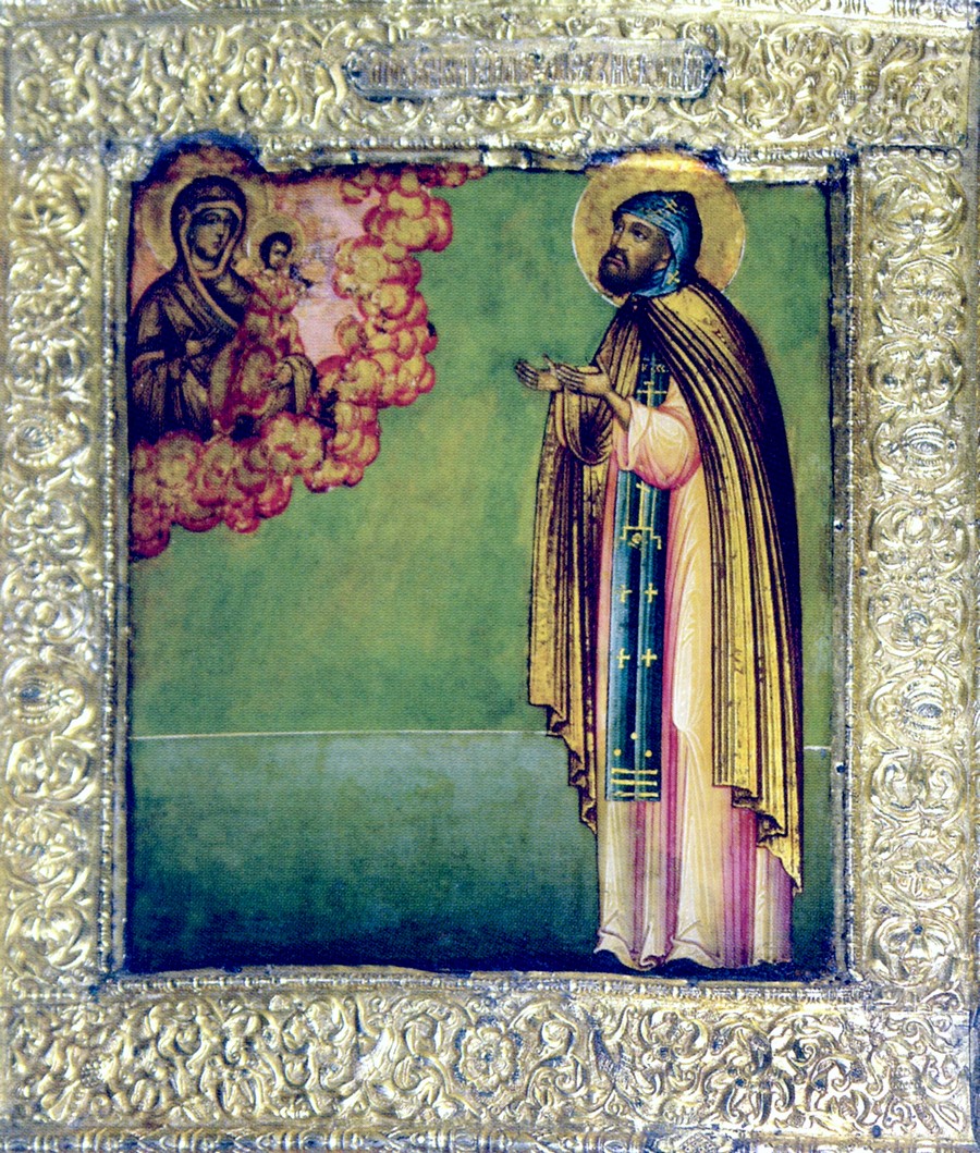 Невский 12
