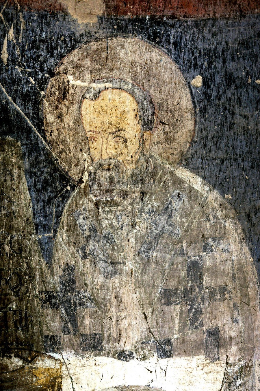 Святитель. Фреска храма Архангела Михаила в монастыре Икорта, Южная Осетия. Конец XII - начало XIII века. Святитель. Фреска храма Архангела Михаила в монастыре Икорта, Южная Осетия. Конец XII - начало XIII века.