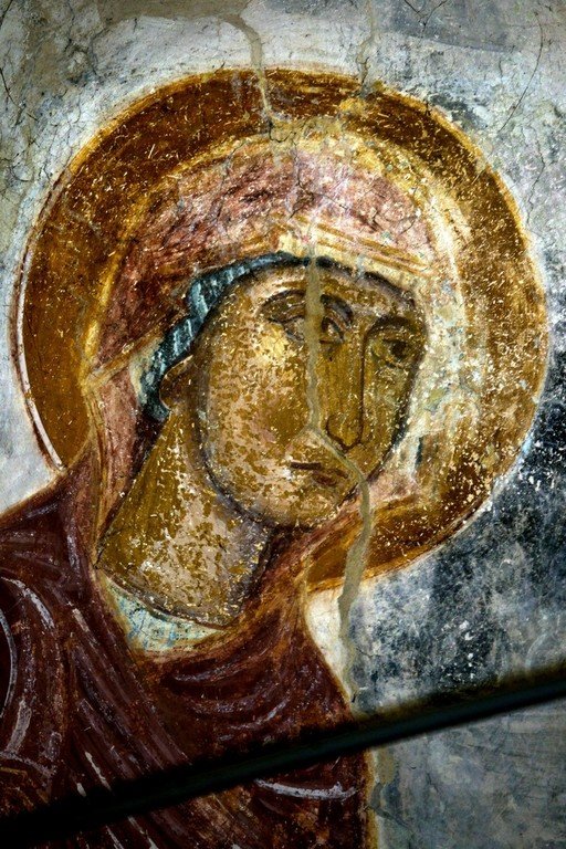 Деисис. Фреска церкви Распятия Господня в Сори, Грузия. Начало XIV века. Фрагмент. Лик Пресвятой Богородицы. Деисис. Фреска церкви Распятия Господня в Сори, Грузия. Начало XIV века. Фрагмент. Лик Пресвятой Богородицы.