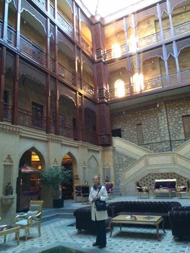 Внутренний дворик отеля Шах-Палас в Баку
