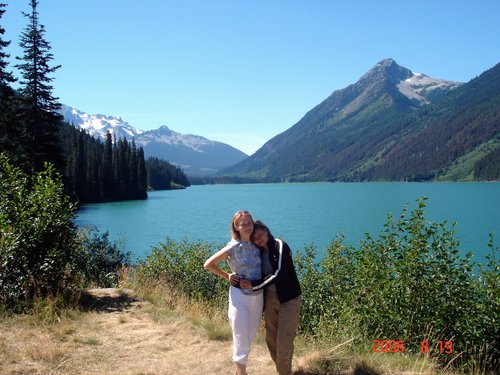 С мамой и в Канаде - как дома!