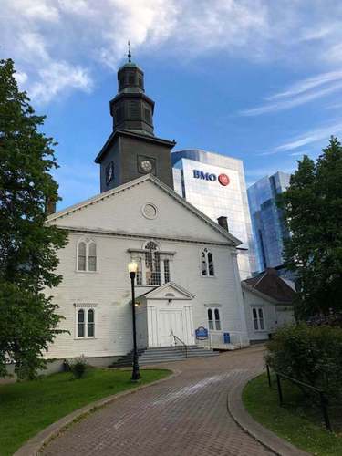 Старейшая в Канаде англиканская церковь Сент-Поль