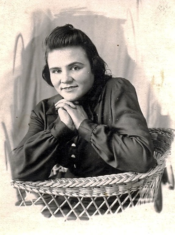 Около 1950 г. Воспоминание о маме, в её день рождения, 2-го марта....