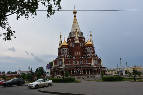 НА УЛИЦАХ ИЖЕВСКА