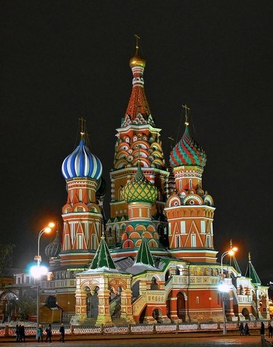Собор Василия Блаженного — символ России.