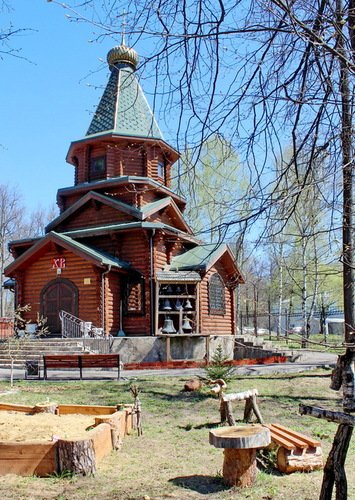 Сергиевская церковь в поселке детского дома Молодая гвардия.
