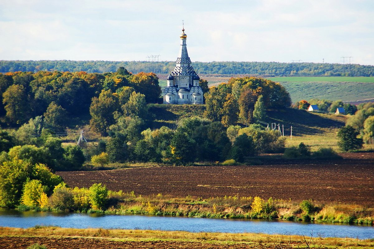 Храм Преображения Господня в селе остров