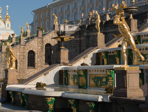 ПЕТЕРГОФ